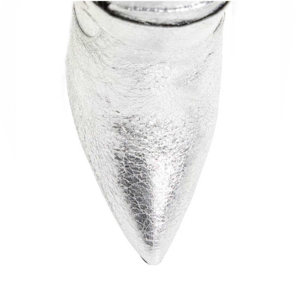 WILD DIVA LOUNGE Shaya Buckle Silver Boots Stilettos Heel Shoes Size 5.5 NEW - Picture 3 of 10